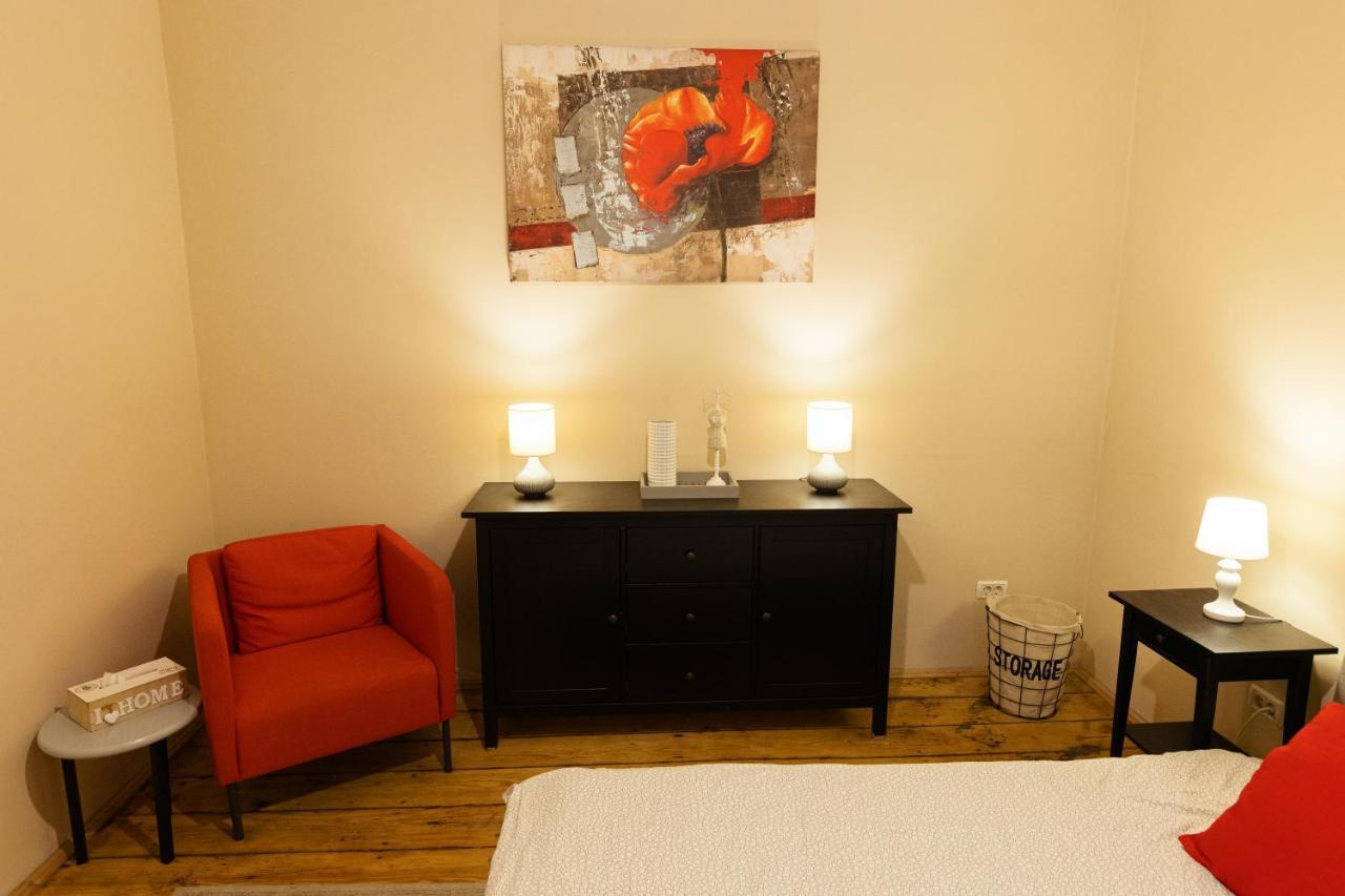 Chic Apartment In Historical City Center Тимишоара Екстериор снимка