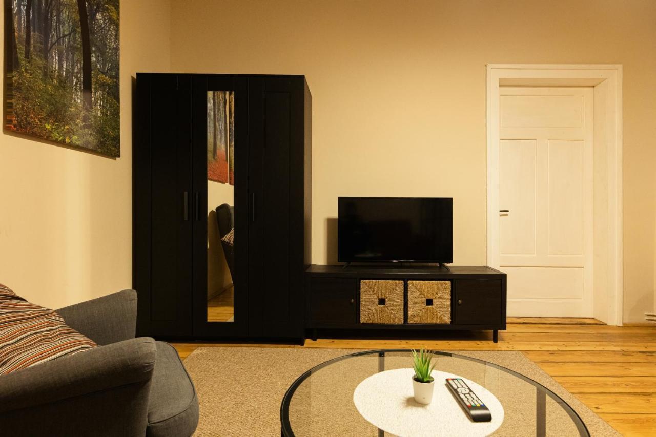Chic Apartment In Historical City Center Тимишоара Екстериор снимка